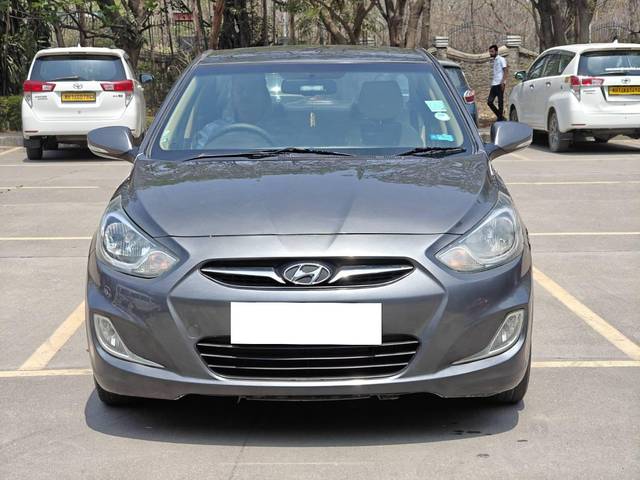 https://images10.gaadi.com/usedcar_image/4322244/original/processed_c59bd8d5b553b2956d4ae2f2b9b343b4.jpg?imwidth=6401