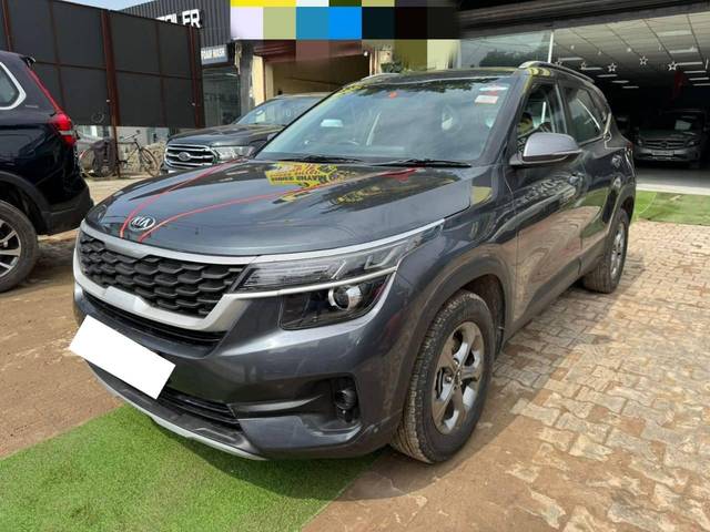 https://images10.gaadi.com/usedcar_image/4322275/original/processed_8941bb3ceb8bcf9e9565b244fedd5ea4.jpg?imwidth=6400