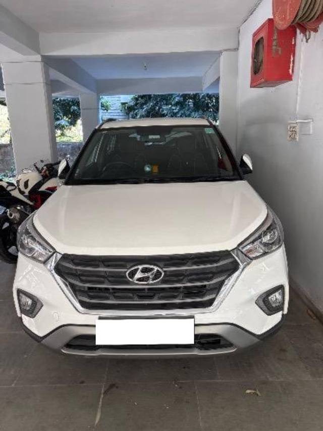 https://images10.gaadi.com/usedcar_image/4322301/original/processed_4e27ab54-66c4-4a92-8eb4-37aebab826d0.jpg?imwidth=6400