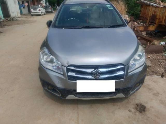 https://images10.gaadi.com/usedcar_image/4322308/original/processed_2dcd0757-7638-4e5c-a2f5-d938cece317d.jpg?imwidth=6400