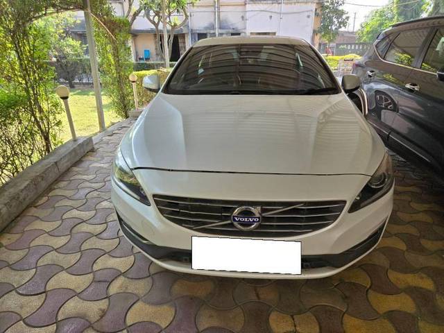 https://images10.gaadi.com/usedcar_image/4322351/original/333e090997020c7ad3adf3117321a188.jpeg?imwidth=6400