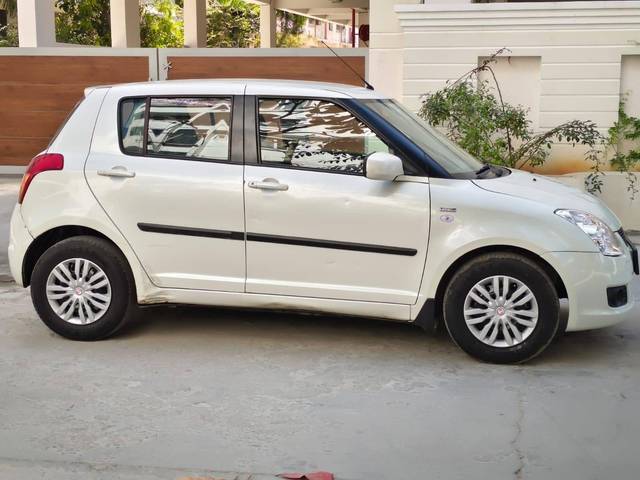 https://images10.gaadi.com/usedcar_image/4322367/original/processed_0296dcbc1d9d6decf771e068615b450e.jpg?imwidth=6401