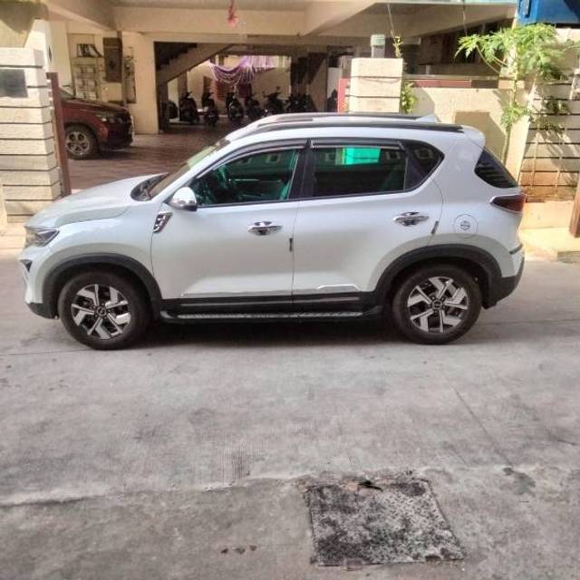 https://images10.gaadi.com/usedcar_image/4322371/original/17ea7de271e1298397986daa789a510f.jpg?imwidth=6401