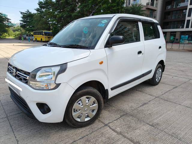 https://images10.gaadi.com/usedcar_image/4322380/original/processed_02b0b938c616ab86313a40b09841616b.jpg?imwidth=6400