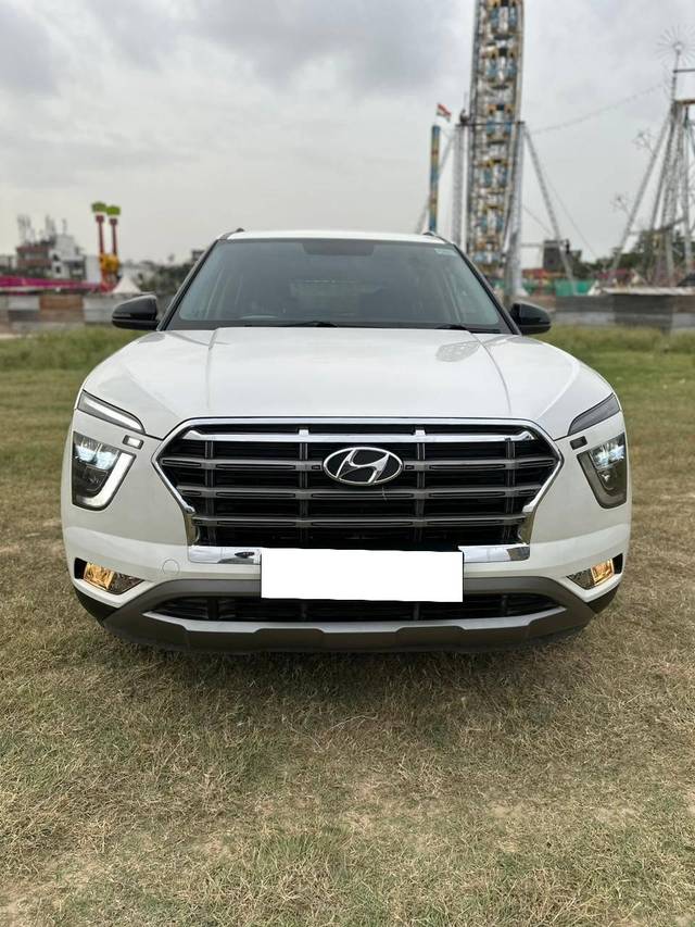 https://images10.gaadi.com/usedcar_image/4322449/original/processed_dfc881c5b24c47de927f525c8d7c2e6f.jpg?imwidth=6400