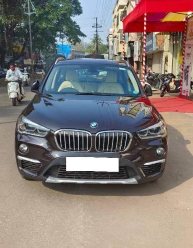 https://images10.gaadi.com/usedcar_image/4322486/original/processed_177490b4-8992-4aaf-8dbb-264a67a501d0.jpg?imwidth=6400