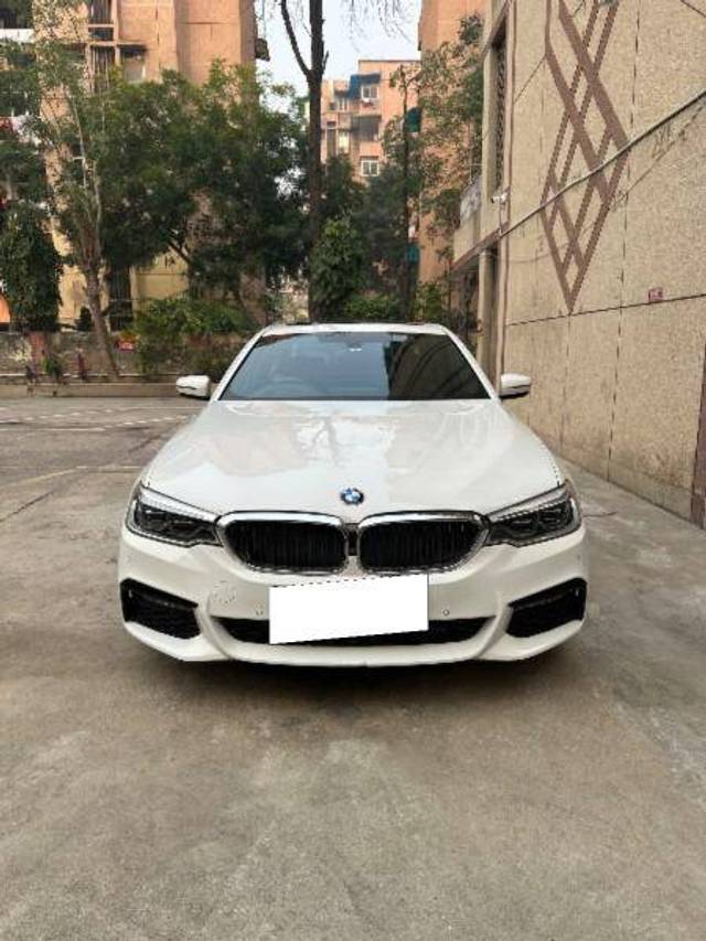 https://images10.gaadi.com/usedcar_image/4322515/original/1a73071d60c49d92ea33dbcff49616b5.jpg?imwidth=6400