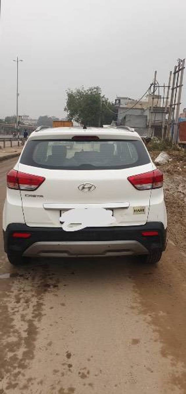 https://images10.gaadi.com/usedcar_image/4322591/original/0bf9d290f52aa67209ba99815e081866.jpeg?imwidth=6400