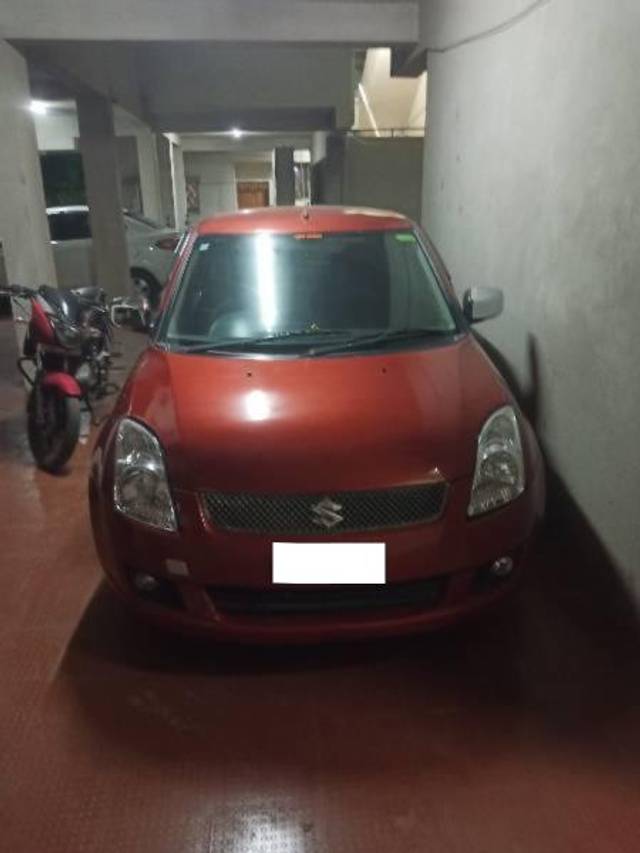 https://images10.gaadi.com/usedcar_image/4322687/original/processed_fe7edc85-9bed-4ade-af14-c685ea65987d.jpg?imwidth=6400