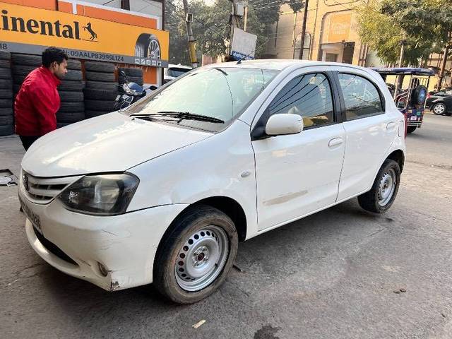 https://images10.gaadi.com/usedcar_image/4322695/original/d3c92fbda4731f862141cc8c59fe748b.jpg?imwidth=6402