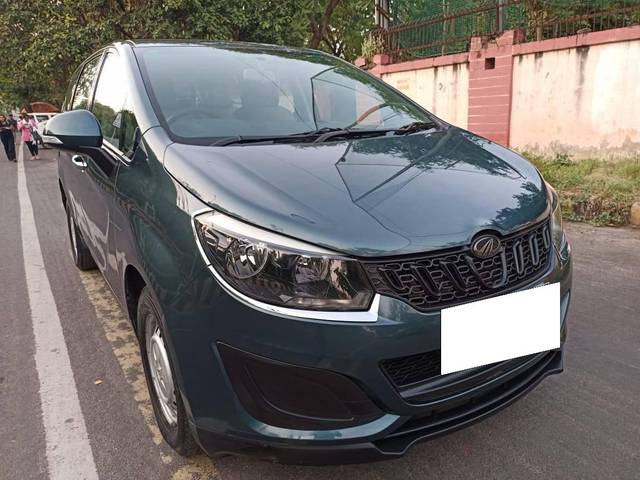 https://images10.gaadi.com/usedcar_image/4322713/original/processed_57134a62f8eb7fbedb71e37b56715825.jpg?imwidth=6400