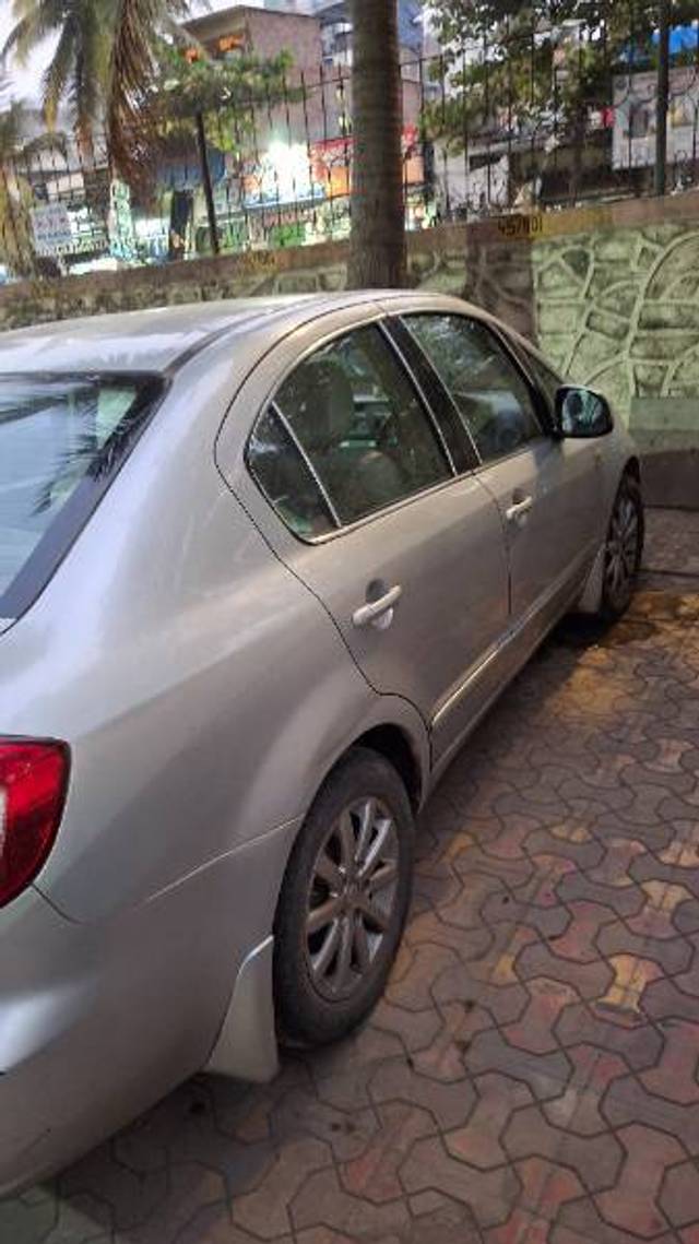 https://images10.gaadi.com/usedcar_image/4322726/original/c805113c27f3d3dbd8df39ad11f1a073.jpg?imwidth=6402