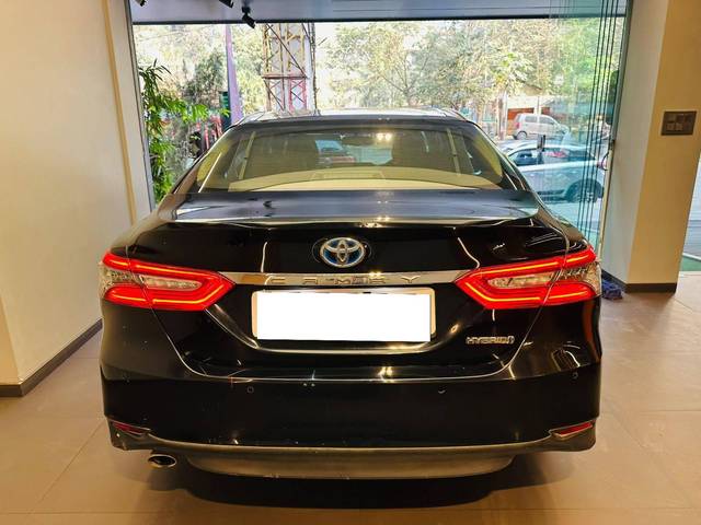 https://images10.gaadi.com/usedcar_image/4322741/original/processed_41651a981fbf9e4b144ea68a6541e962.jpg?imwidth=6402