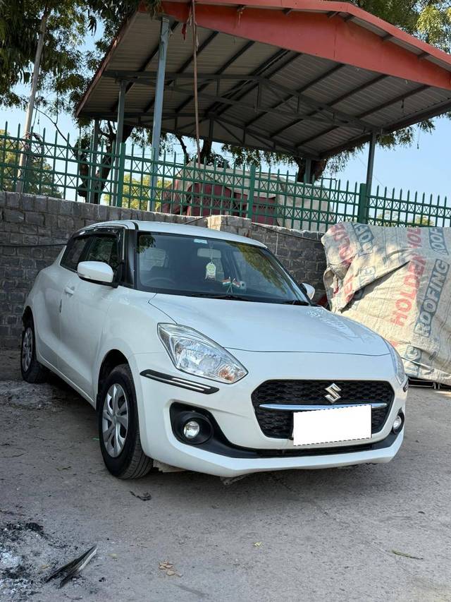 https://images10.gaadi.com/usedcar_image/4322777/original/processed_00f87fbd64f3a4636c6a8335c5c43917.jpg?imwidth=6400