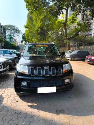 Mahindra TUV 300 2015-2019 Mahindra TUV 300 mHAWK100 T8 AMT