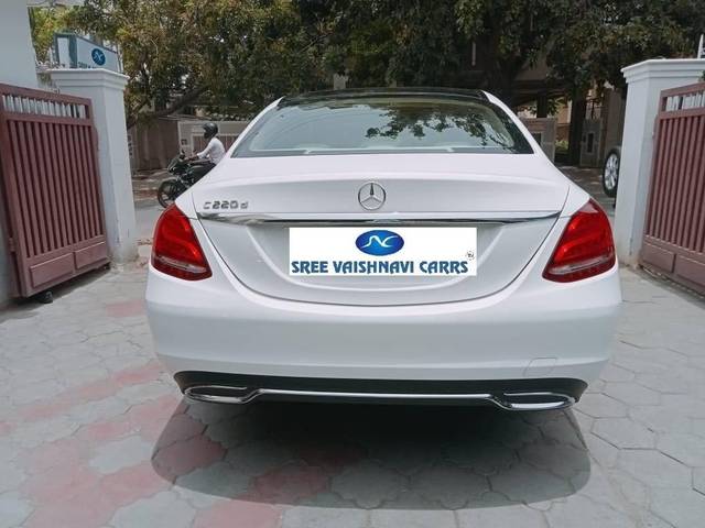 https://images10.gaadi.com/usedcar_image/4322885/original/processed_5a560c4b88b7c274e038fb08636bafe7.jpeg?imwidth=6402