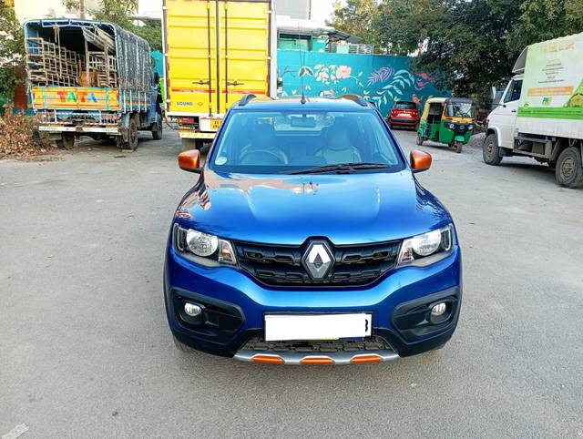 https://images10.gaadi.com/usedcar_image/4322898/original/processed_b62e34397eb0d2d2eced851064d7dbf1.jpg?imwidth=6402