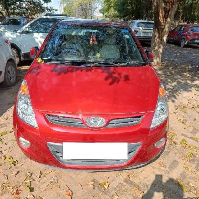 https://images10.gaadi.com/usedcar_image/4322920/original/06f3dae7f25543a5aa5d5b731adb88c0.jpg?imwidth=6400