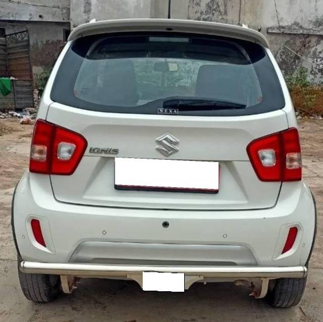 https://images10.gaadi.com/usedcar_image/4322938/original/processed_dd4c23aec07fec7f9837dcd19c9182a4.jpg?imwidth=6401