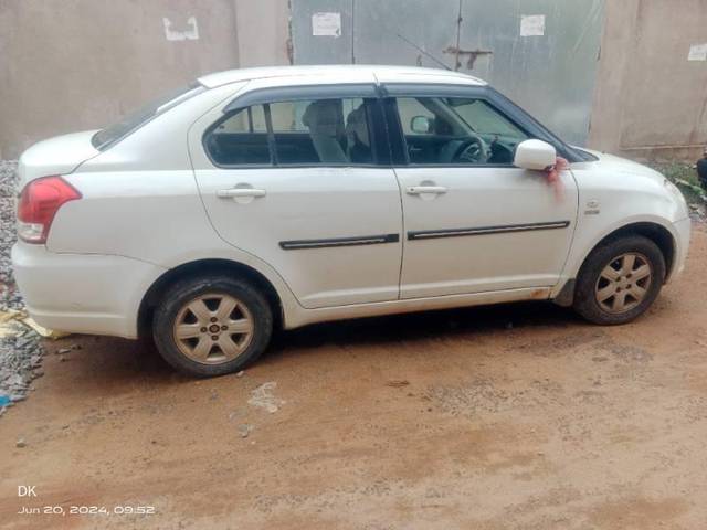 https://images10.gaadi.com/usedcar_image/4322976/original/processed_650d33db-c125-40f4-8ab7-8f3cd30a6c5a.jpg?imwidth=6401