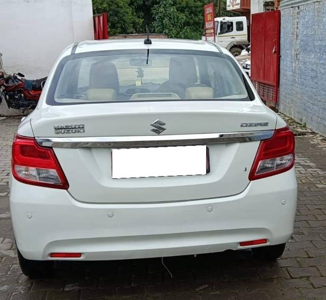 https://images10.gaadi.com/usedcar_image/4322986/original/processed_ec04476d4e752a944ff3cd96eeb4652e.jpg?imwidth=6402