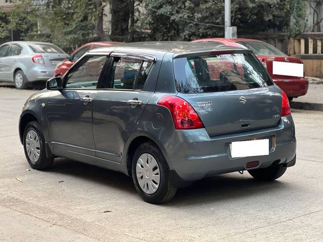 https://images10.gaadi.com/usedcar_image/4323027/original/processed_a27d362606c984f606cbd9094a312bd1.jpg?imwidth=6402