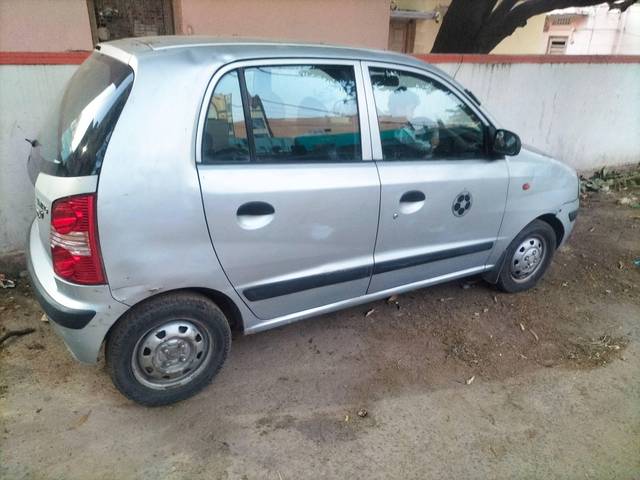 https://images10.gaadi.com/usedcar_image/4323132/original/processed_226f5bf6-994f-485b-8836-86ee5700bfb2.jpg?imwidth=6402