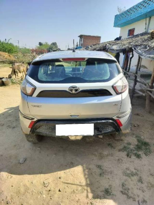 https://images10.gaadi.com/usedcar_image/4323189/original/processed_af8edf1a-9bf0-47e5-a2df-63bc31058691.jpg?imwidth=6400