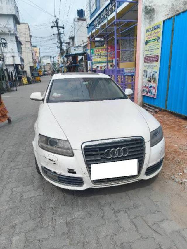 https://images10.gaadi.com/usedcar_image/4323253/original/processed_4e273ce7-f54a-44c0-8234-7a0ed7f5a2f1.jpg?imwidth=6400