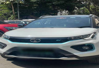 Tata Nexon EV Max 2022-2023 Tata Nexon EV XZ Plus