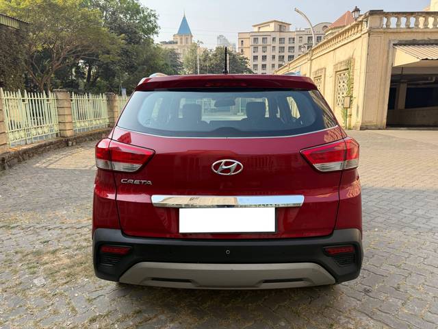 https://images10.gaadi.com/usedcar_image/4323470/original/processed_853cf7cfdbb0cb690032d404e1690c94.jpeg?imwidth=6402