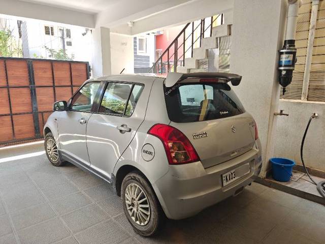 https://images10.gaadi.com/usedcar_image/4323500/original/b07bc573db25a70c4dd17a0db8e863d8.jpg?imwidth=6401