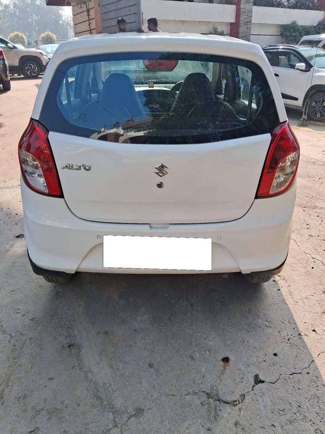 https://images10.gaadi.com/usedcar_image/4323557/original/processed_b9b4db6ed83a044d75ea5bf8614682bd.jpg?imwidth=6402