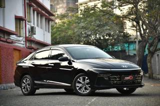 Hyundai Verna 2020-2023 Hyundai Verna SX IVT Opt