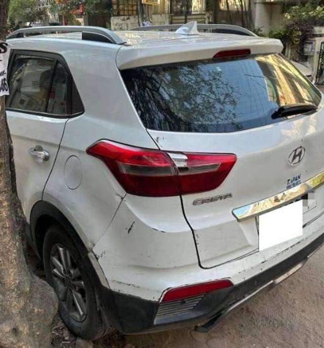 https://images10.gaadi.com/usedcar_image/4323705/original/processed_d9ca753e9e10a6e52f9c1d43637bbd77.jpg?imwidth=6401