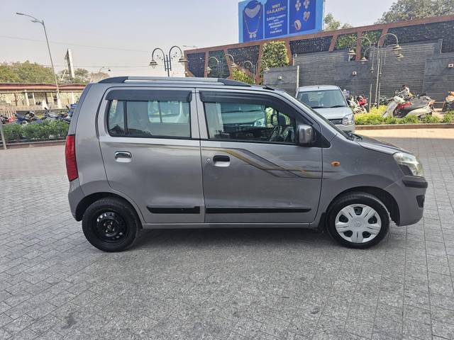 https://images10.gaadi.com/usedcar_image/4323736/original/processed_4f72d967fe3a6a0d606fa62dae744fc3.jpg?imwidth=6401