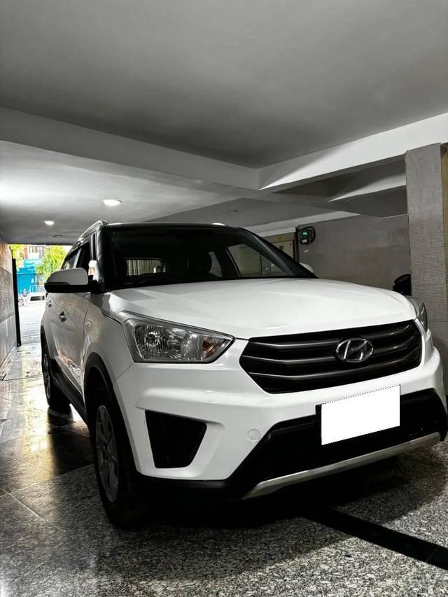 https://images10.gaadi.com/usedcar_image/4323771/original/processed_8faba80fd1667d696e5aa7f058116cf5.jpg?imwidth=6400