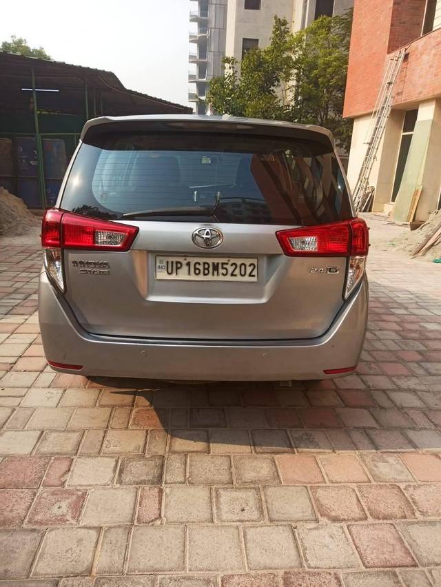 https://images10.gaadi.com/usedcar_image/4323863/original/processed_df134c639b35a08091a182c267980532.jpg?imwidth=6401