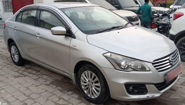 https://images10.gaadi.com/usedcar_image/4323910/original/processed_061c0bc15aaedfbe0522dcbefe1ea125.jpg?imwidth=6400