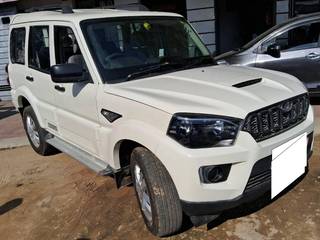 Mahindra Scorpio 2014-2022 Mahindra Scorpio S5