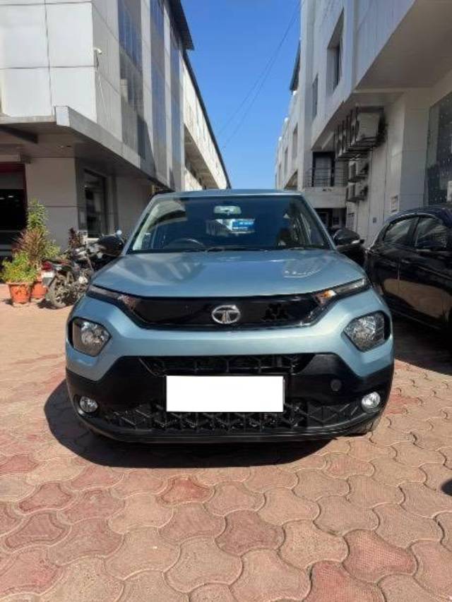 https://images10.gaadi.com/usedcar_image/4324004/original/processed_7d510024-23ed-4e91-994e-526f2d2d6c39.jpeg?imwidth=6402