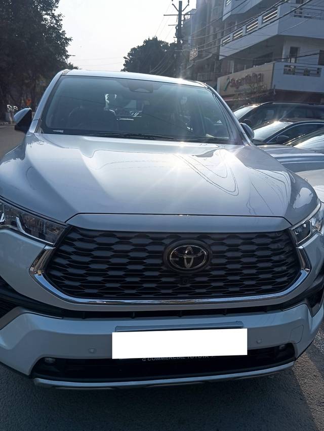 https://images10.gaadi.com/usedcar_image/4324025/original/processed_8578ae2062d653485b41595a85ecea9c.jpg?imwidth=6400