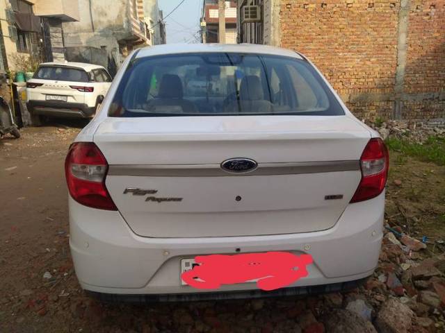 https://images10.gaadi.com/usedcar_image/4324049/original/23b285d24b98430c81105a2158c67c0f.jpg?imwidth=6401