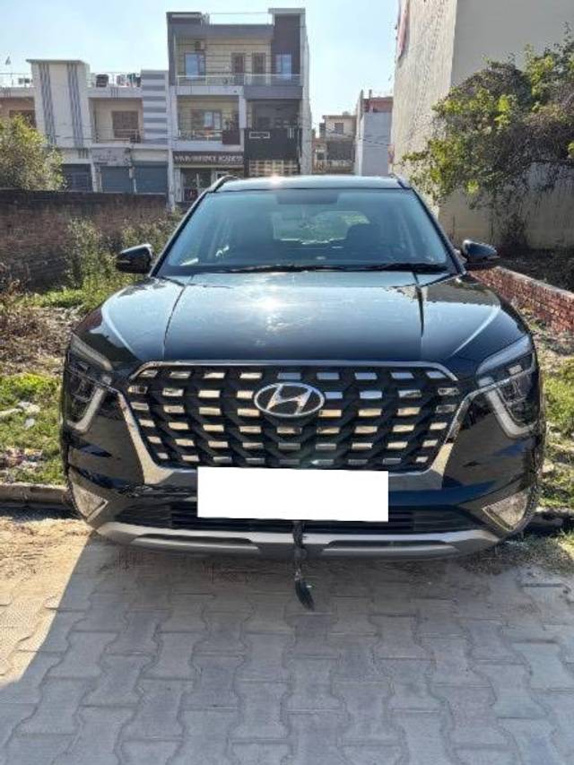 https://images10.gaadi.com/usedcar_image/4324103/original/processed_e43401b7-f250-4c01-8a94-87f4e99cafa5.jpg?imwidth=6400