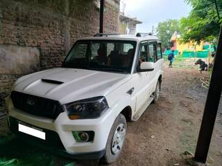 Mahindra Scorpio 2014-2022 Mahindra Scorpio S2 7 Seater