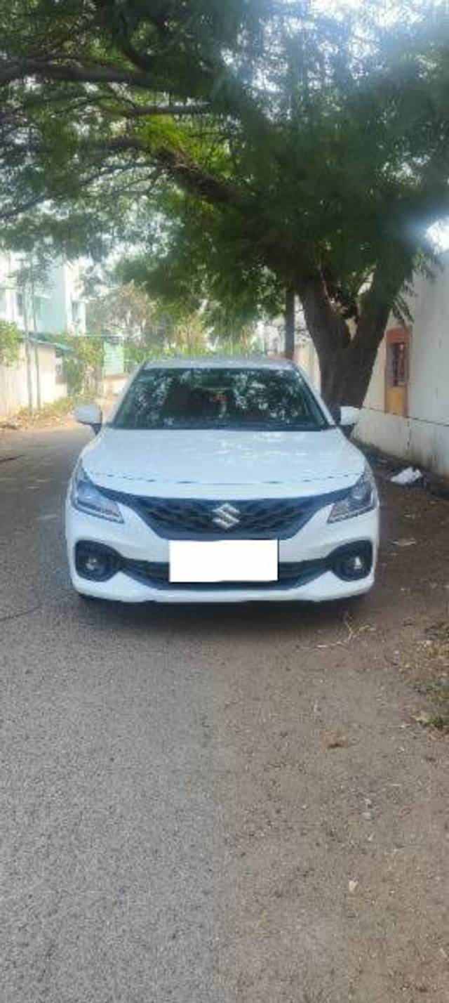 https://images10.gaadi.com/usedcar_image/4324190/original/processed_7966971f-aba6-48f6-850f-9c848aa5f92d.jpg?imwidth=6402