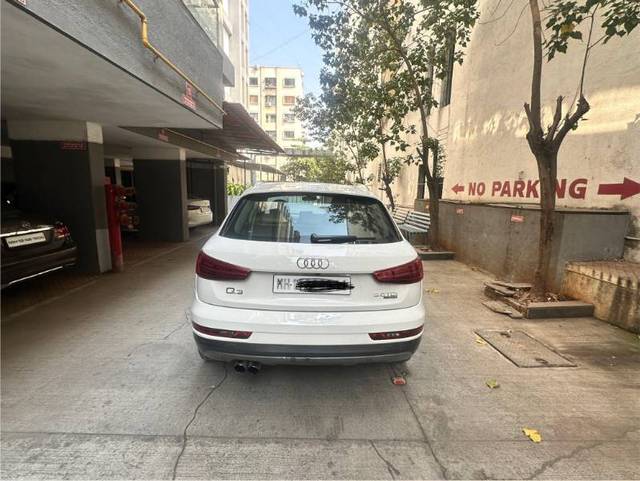 https://images10.gaadi.com/usedcar_image/4324192/original/a52f1dd7c2e95cfbc253c714c2590c3c.jpg?imwidth=6401