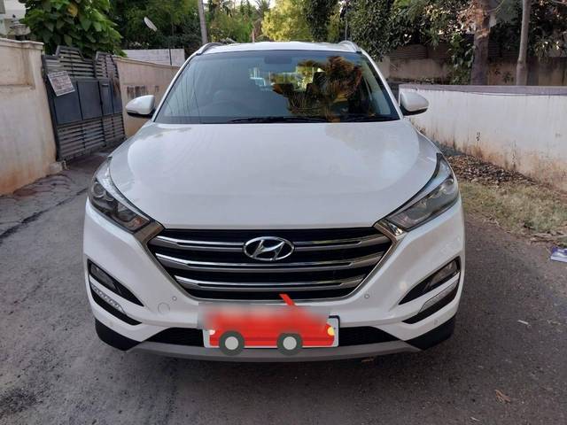 https://images10.gaadi.com/usedcar_image/4324255/original/processed_90c55a665b4673ccde46fe39a2310170.jpg?imwidth=6401