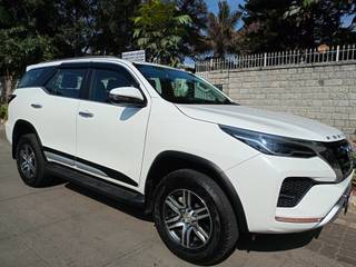 Toyota Fortuner Toyota Fortuner 4X2 Diesel