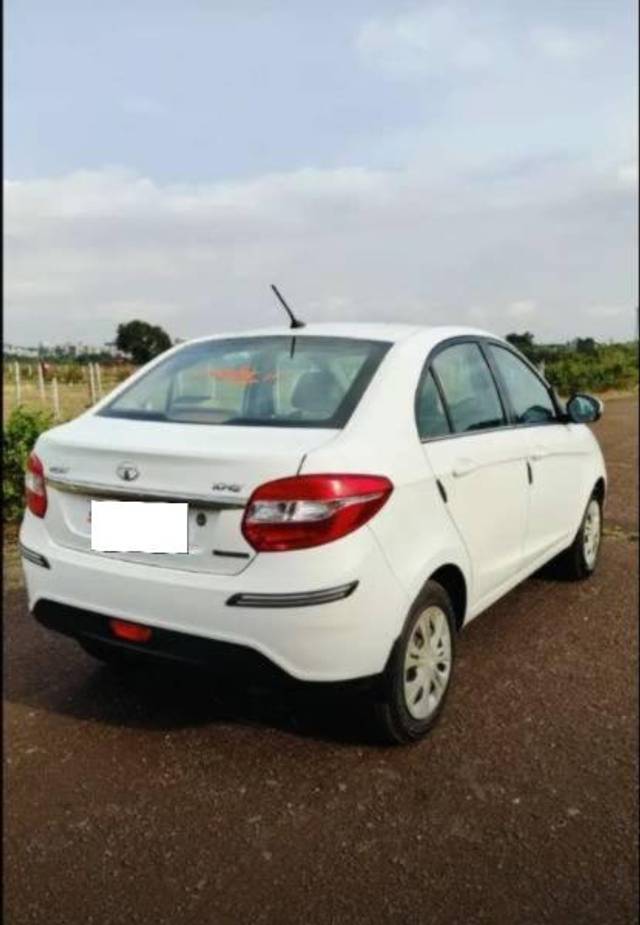 https://images10.gaadi.com/usedcar_image/4324681/original/processed_04785b08-18d4-4583-8446-9cad3abc3e9a.jpg?imwidth=6401